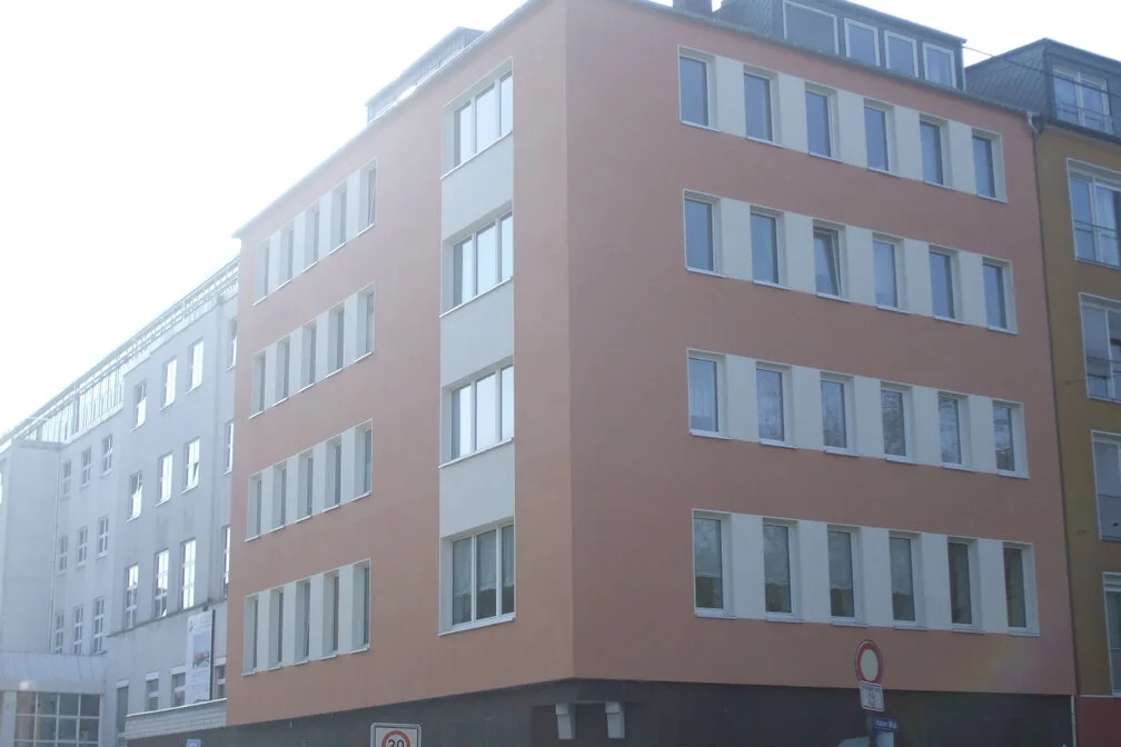 Fassadendämmung an einem Wohnhaus
